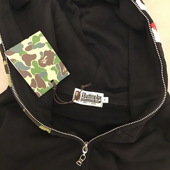 Full zip Shark hoodie - Picture 11 of 16